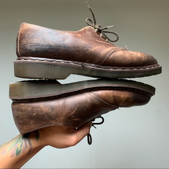 Dr. Martens The Original Brown Leather Shoes - Picture 7 of 10